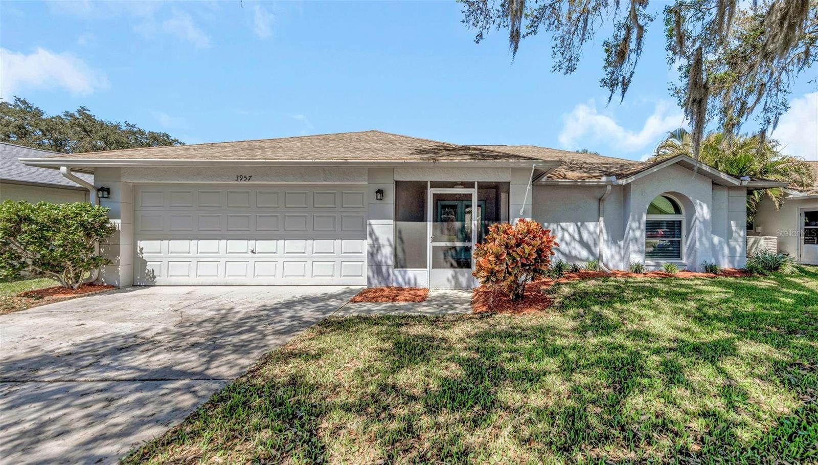 3957 Tarpon Pointe Circle, FL