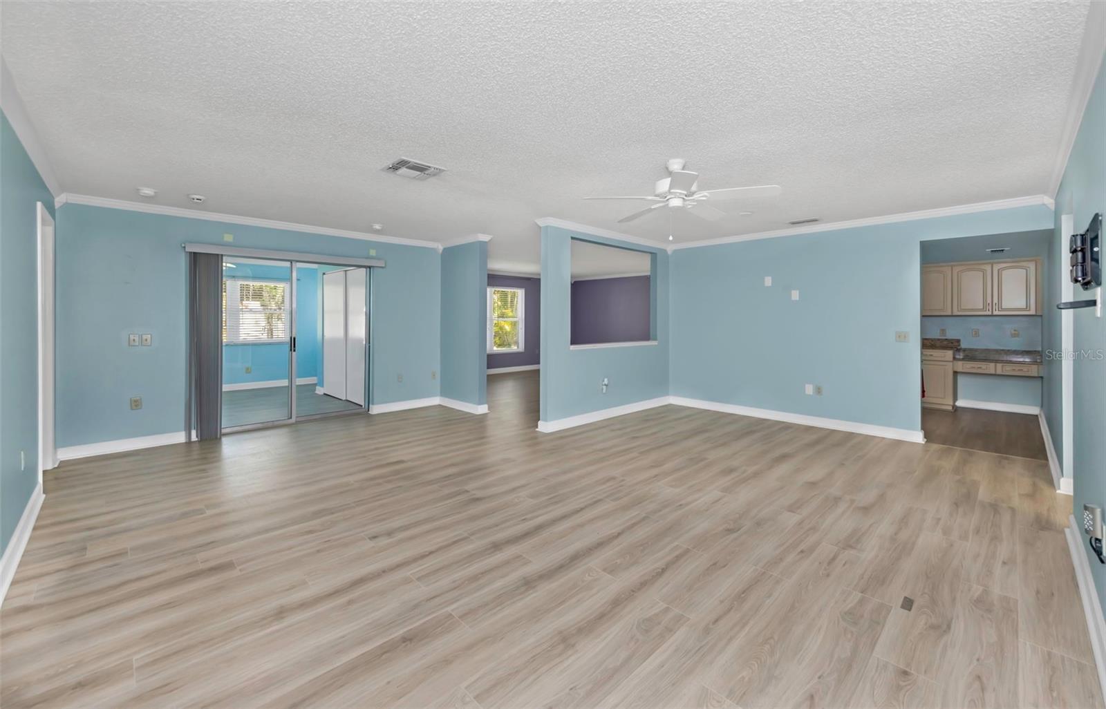 3957 Tarpon Pointe Circle, FL