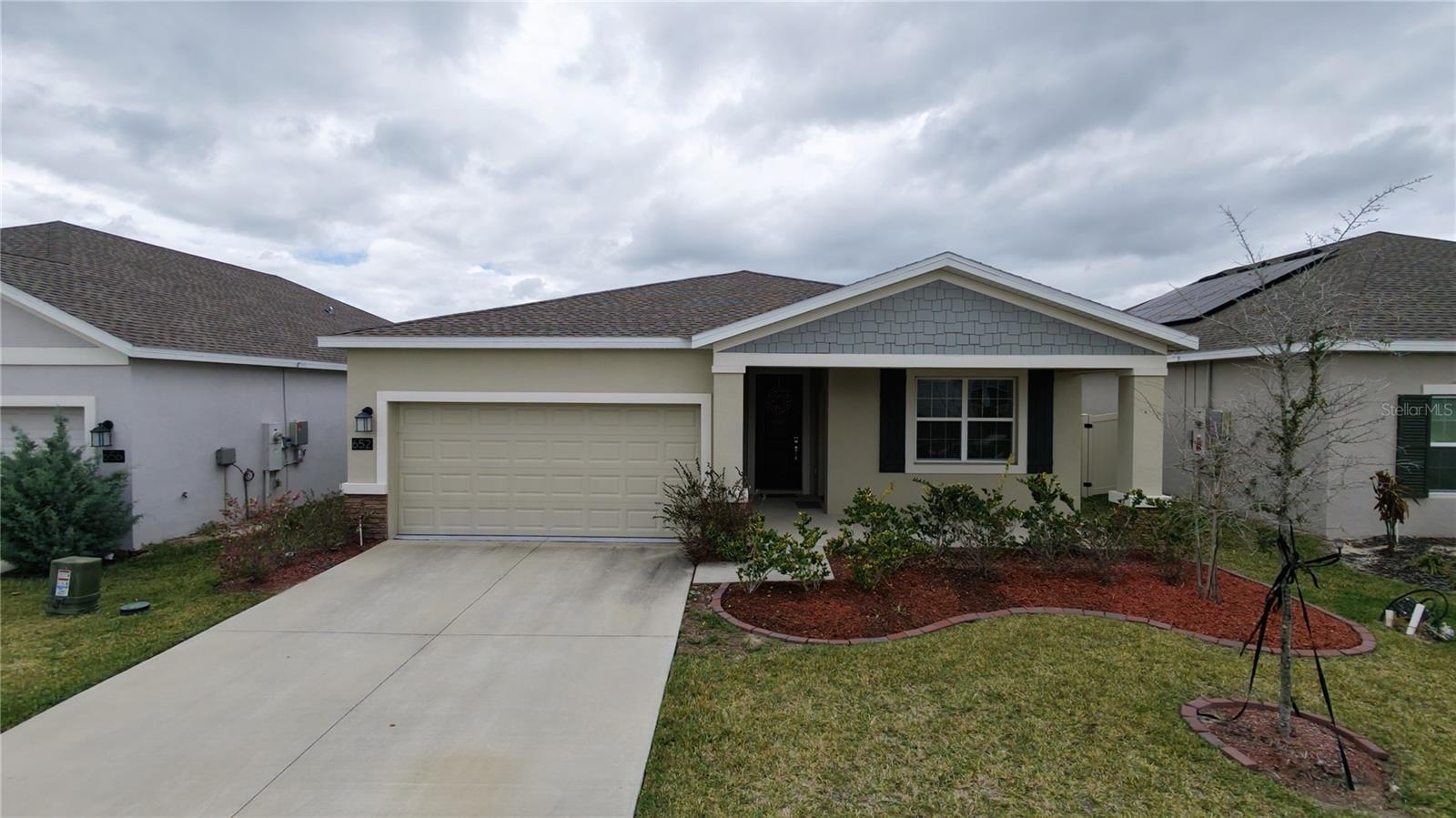 652 Grove Street, FL
