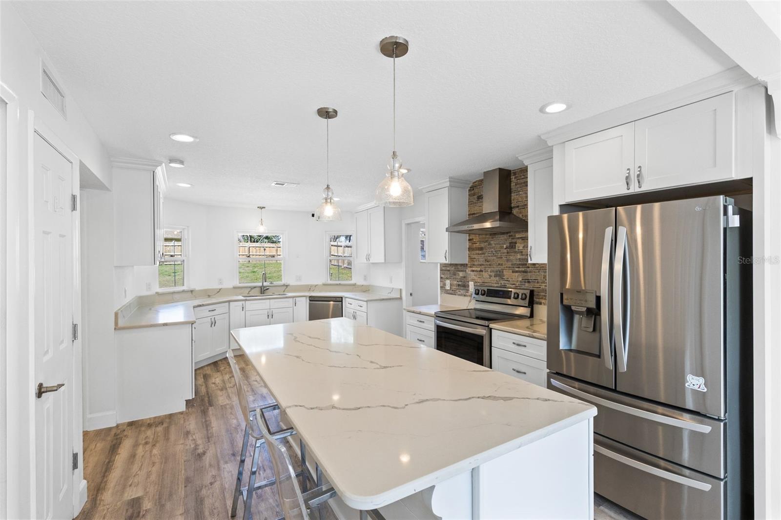 1927 Palm View Drive, FL