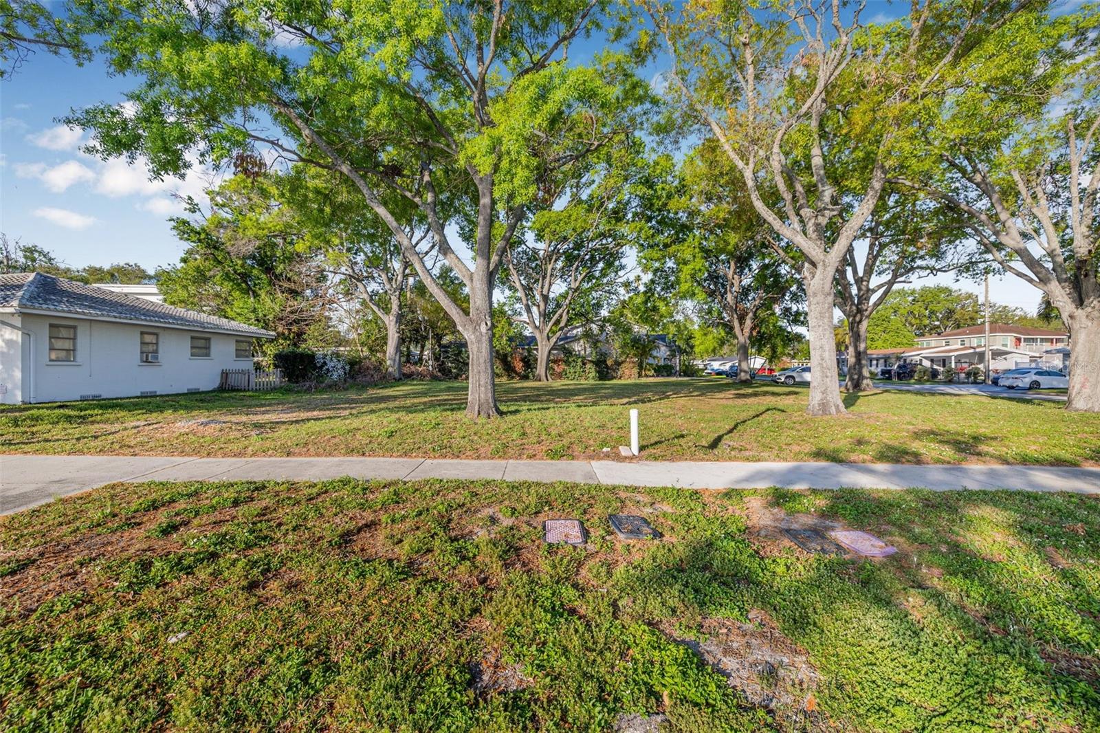 604 & 602 Channel Dr, FL