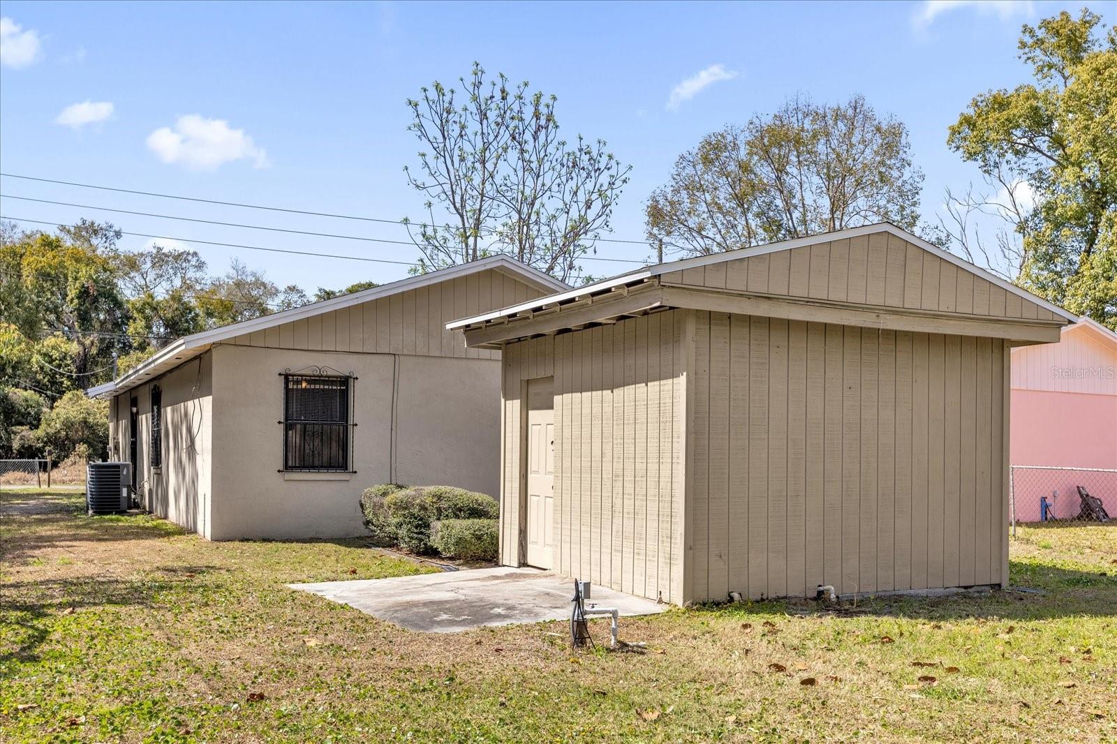 1079 Lakewood Avenue, FL
