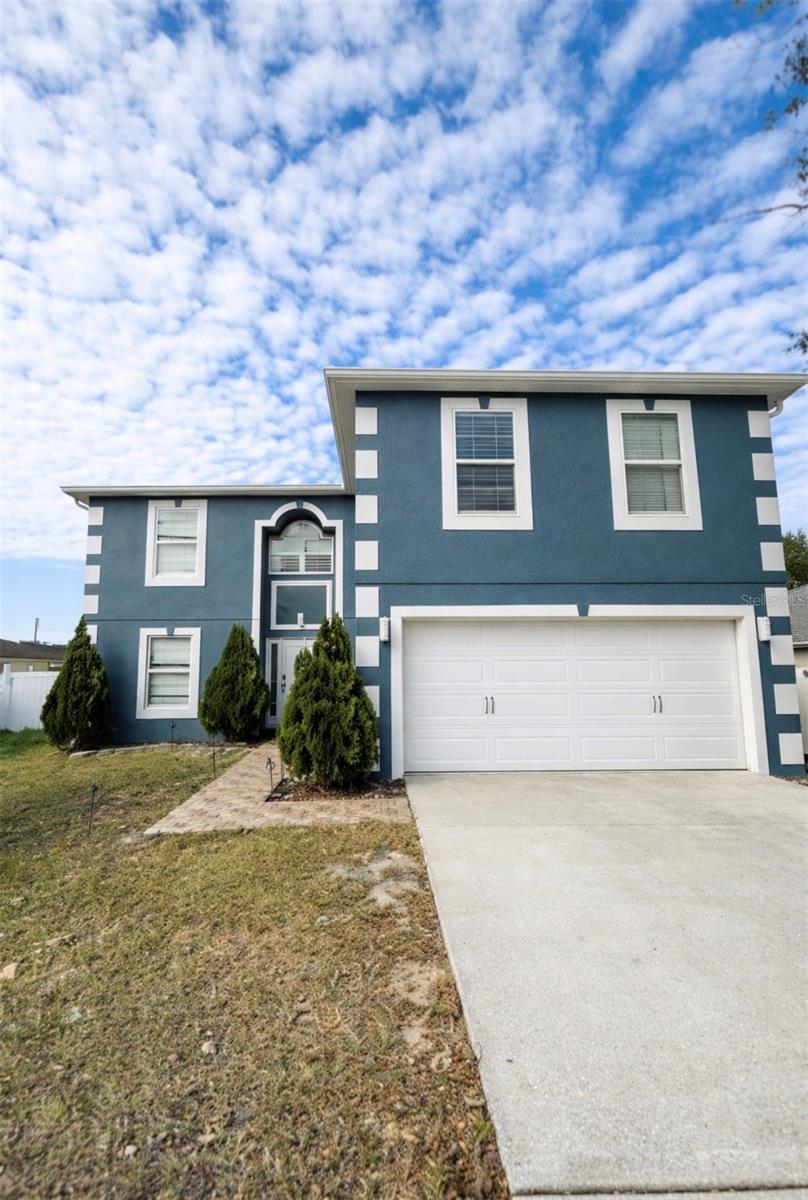 604 Tamarin Ln, FL