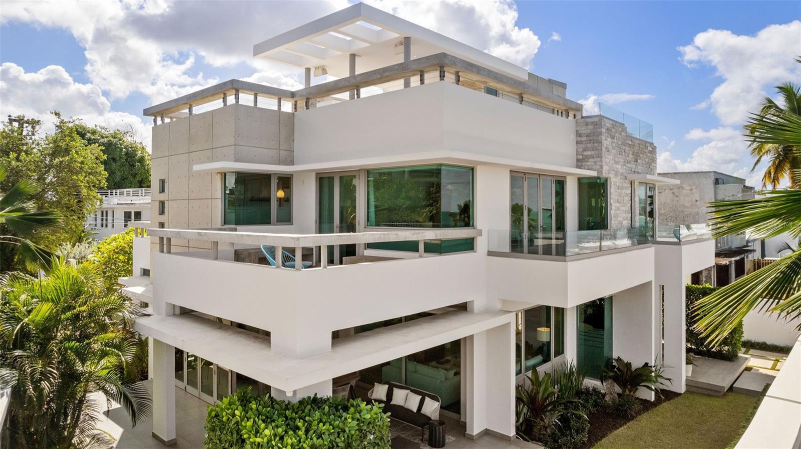 2220 Park Boulevard, PR