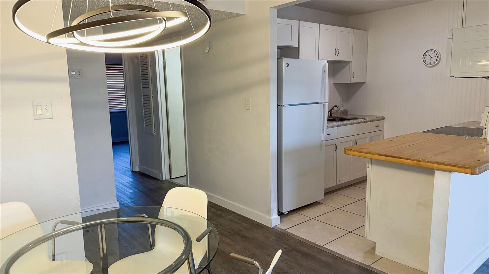 215 Mcmullen Booth Road, FL