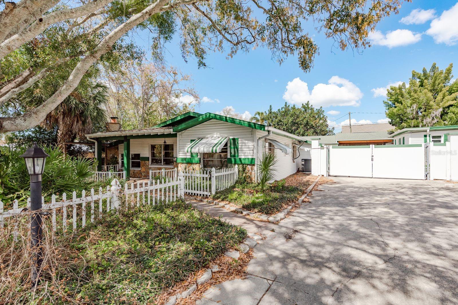 1115 Pennsylvania Ave, FL