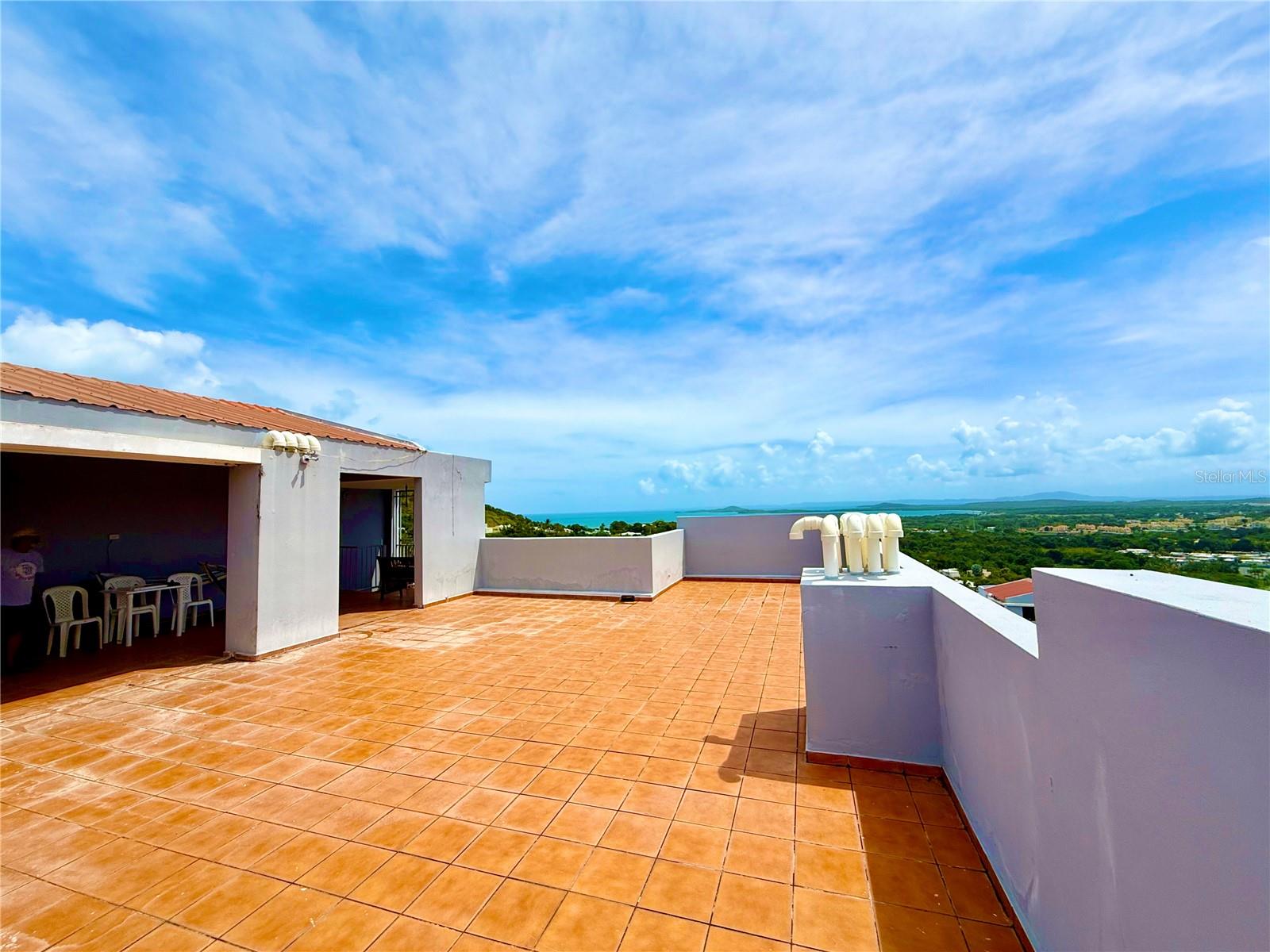 Ph-7 La Costa Apts, PR