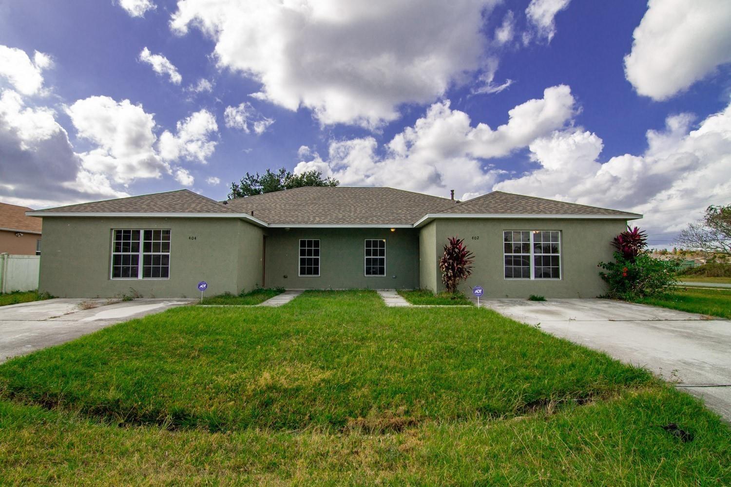 402 Bridgewater Ct, FL