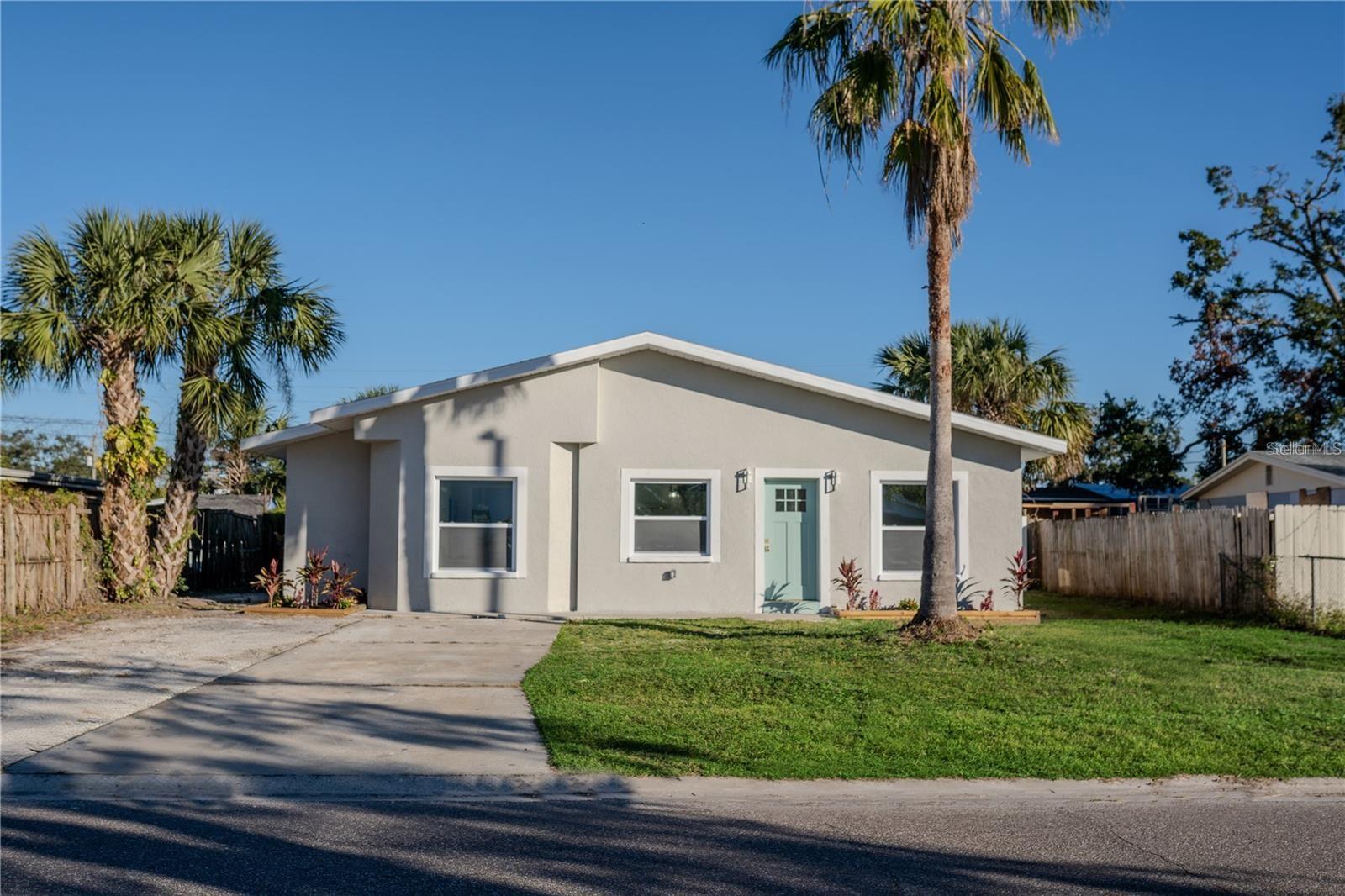 5516 Golden Drive, FL