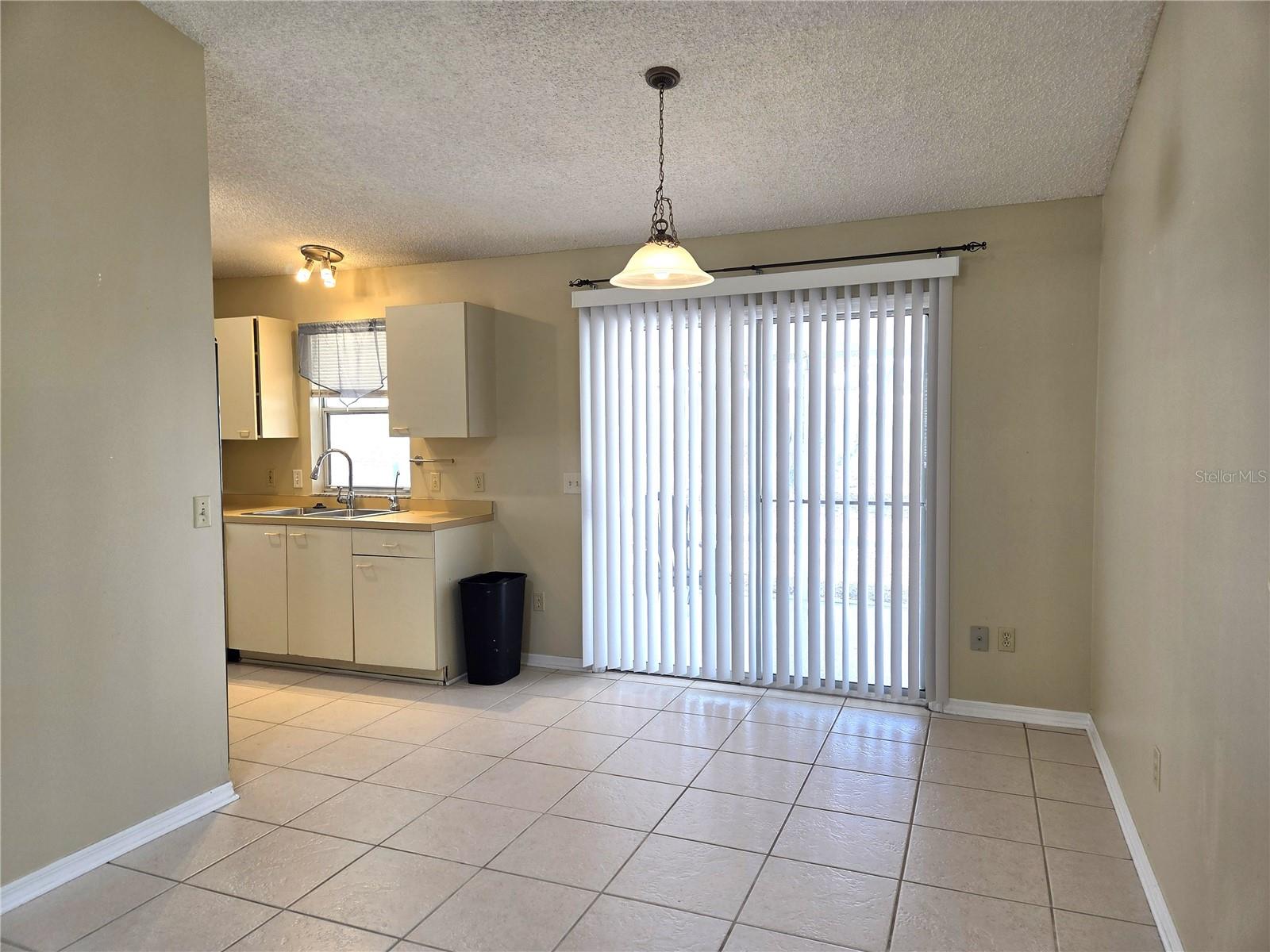 739 Heathrow Avenue, FL