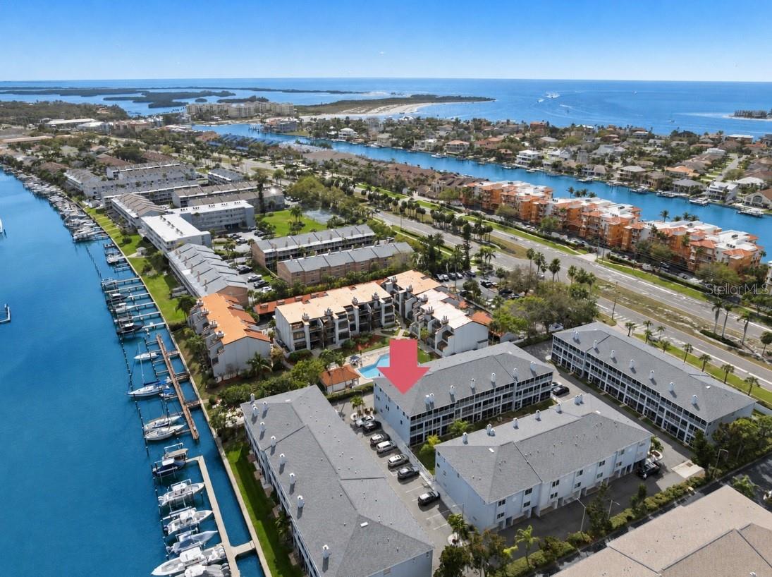 545 Pinellas Bayway S #207, FL