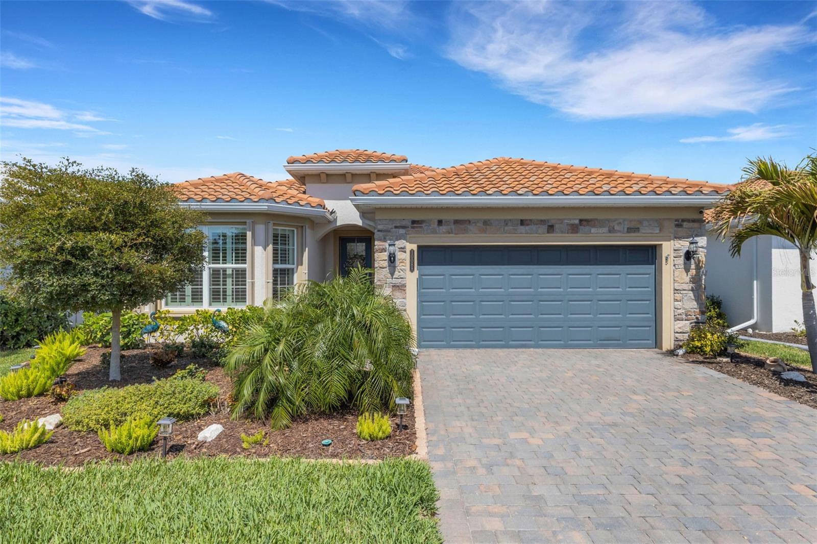 10088 Coral Shore Dr, FL