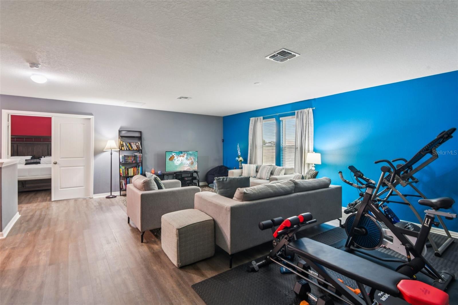 4248 Moon Shadow Loop, FL