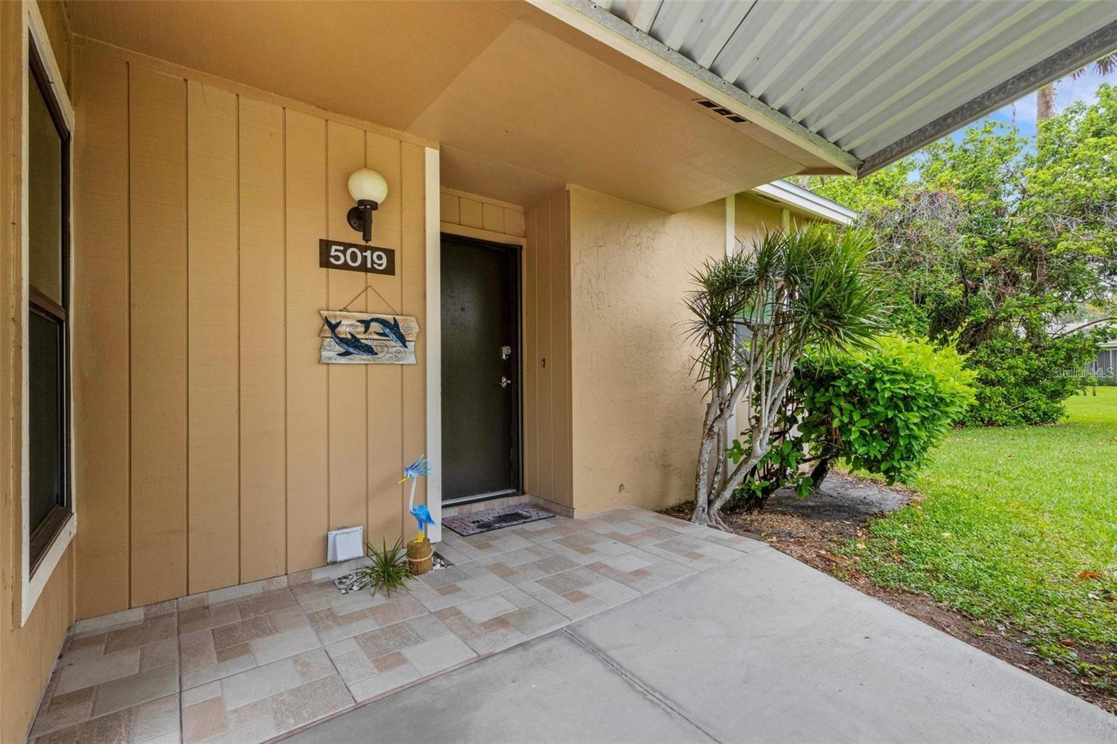 5019 Village Gardens Dr #31, FL