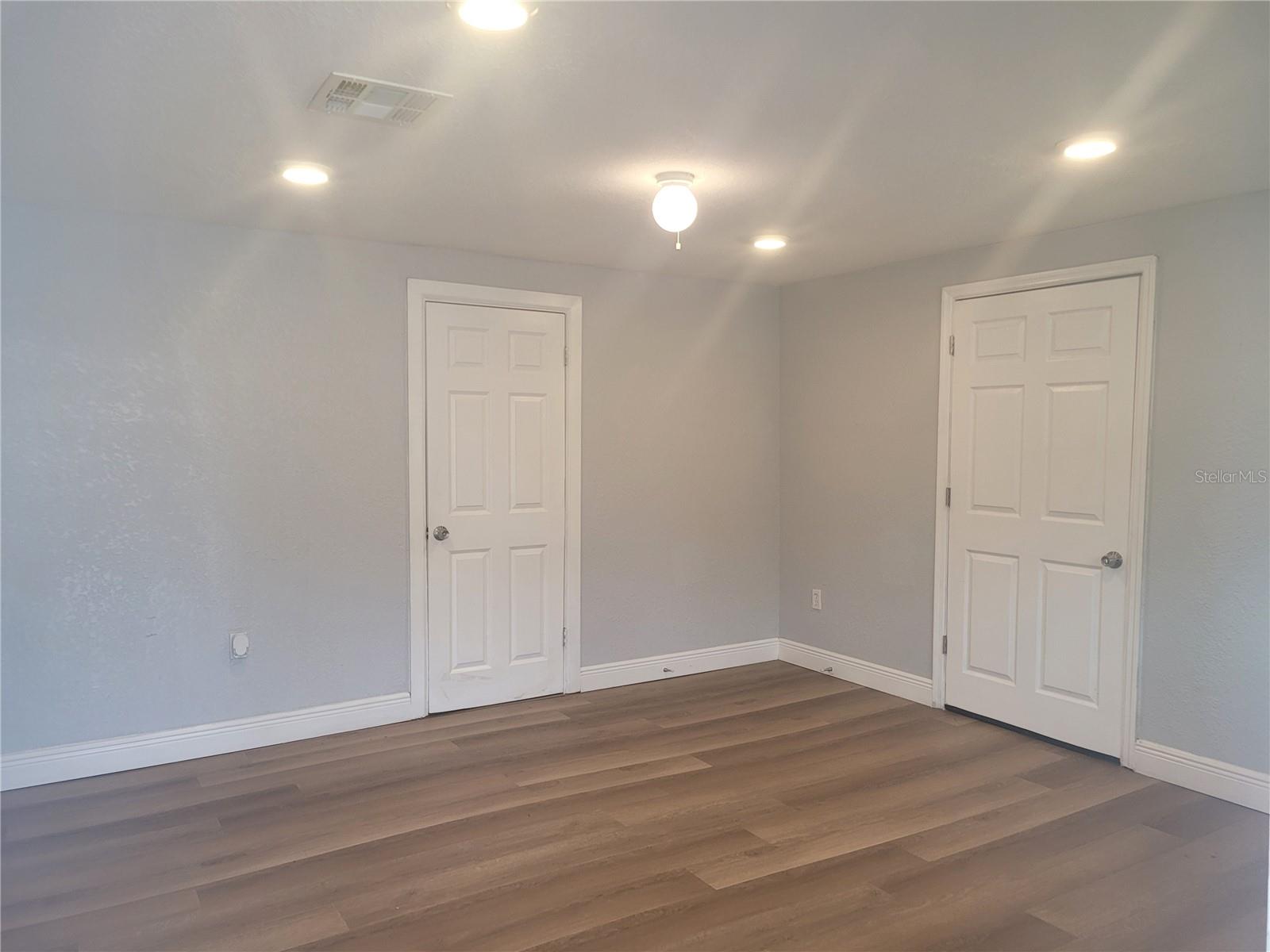 1320 Oleander Avenue, FL