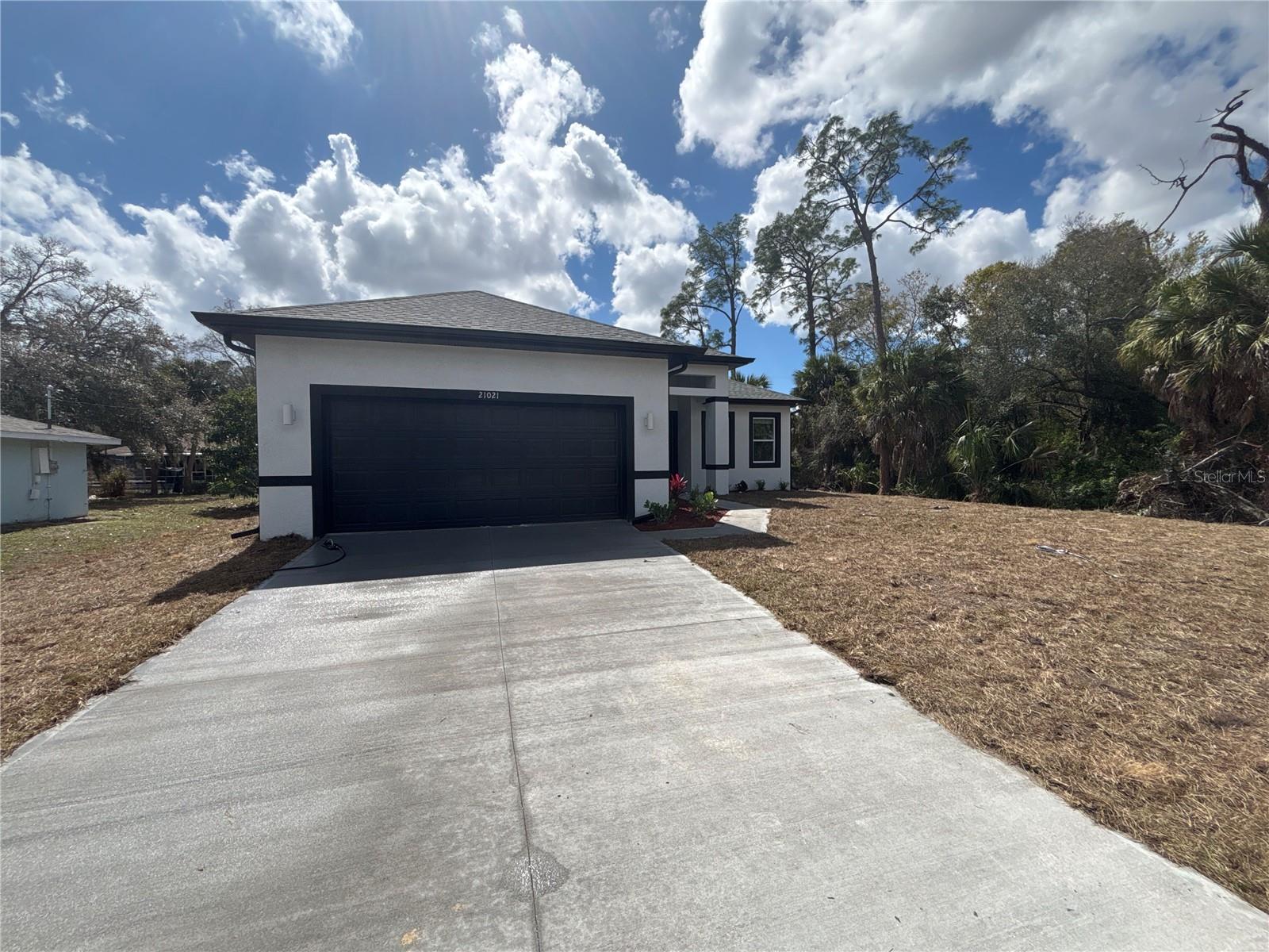 21021 Peachland Blvd, FL