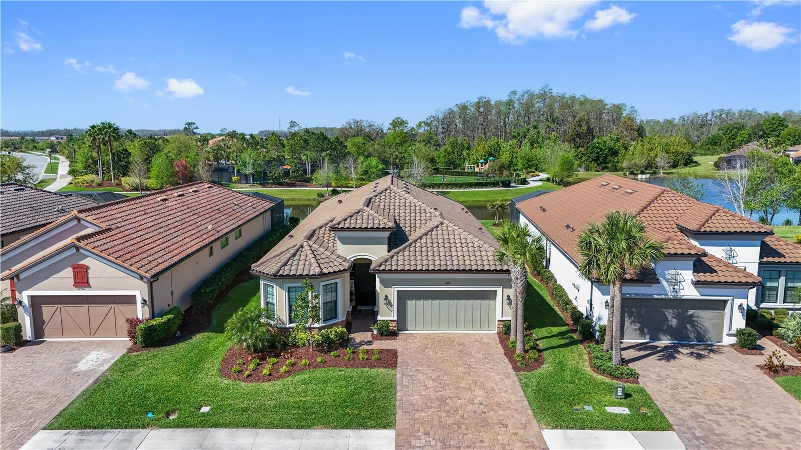 11414 Juglans Drive, FL
