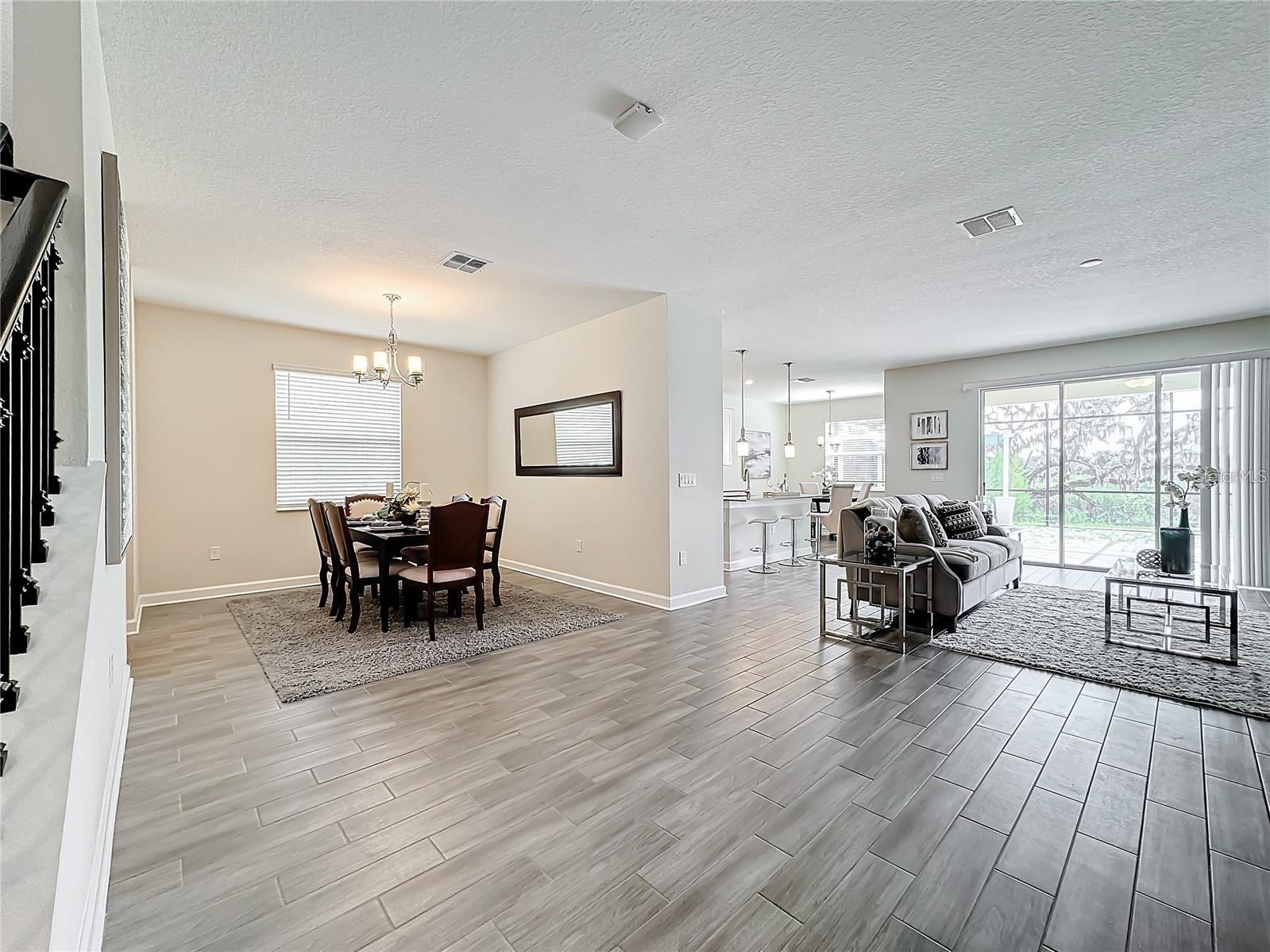 8886 Fallen Oak Drive, FL