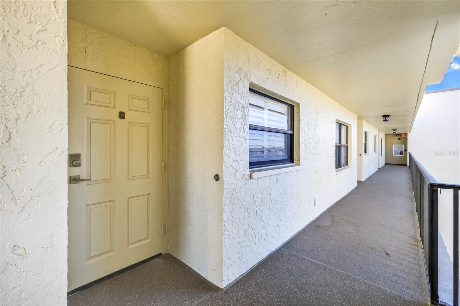 800 Cove Cay Drive, FL