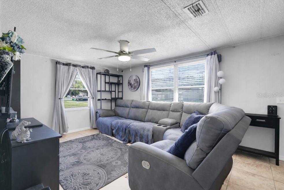 1009 Hazzard Avenue, FL