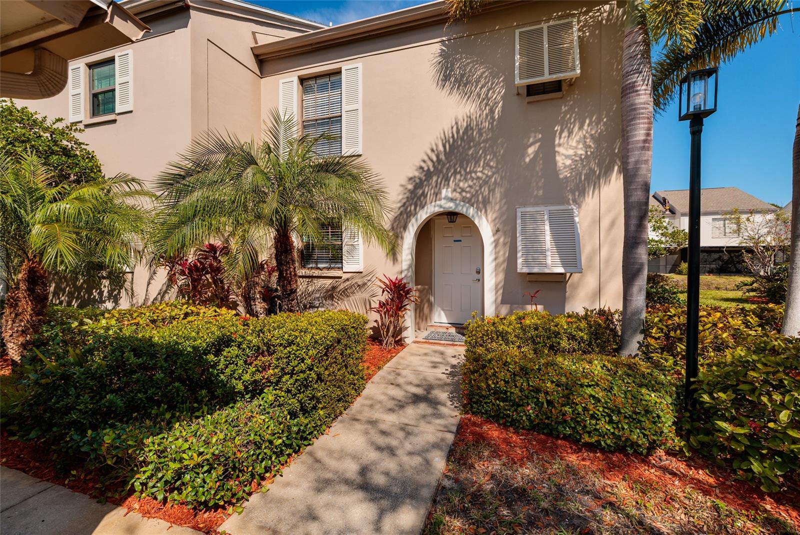 2480 Pelican Ct #103r, FL