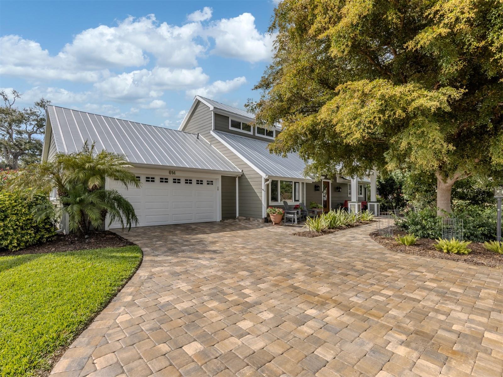 614 Ravenna Street, FL