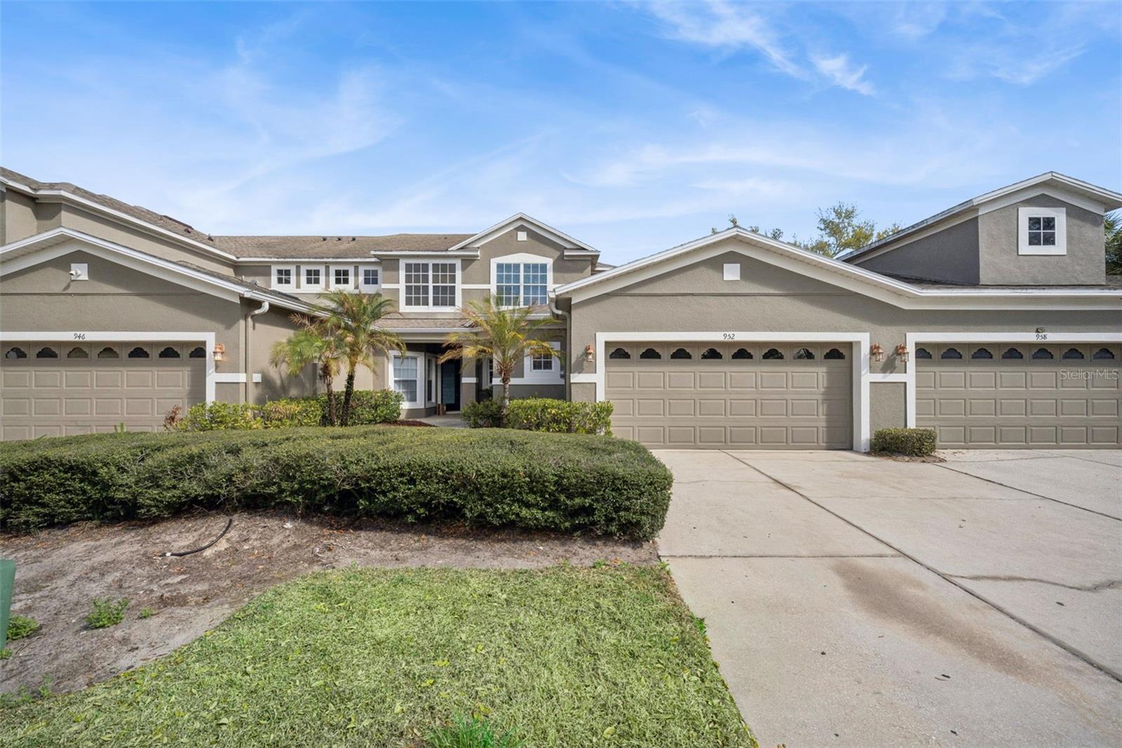 952 Davenwood Ct, FL