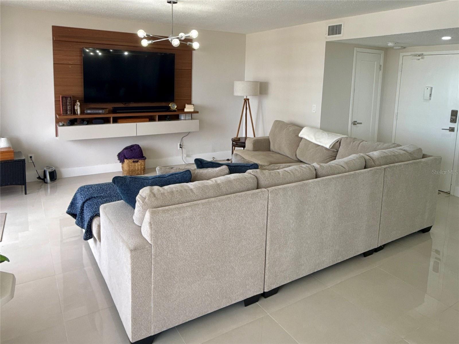 2900 Atlantic Avenue, FL