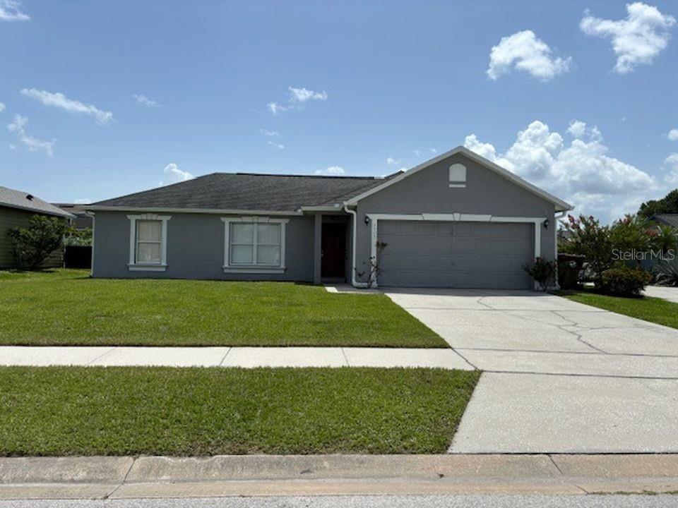 2405 Lincolnshire Court, FL