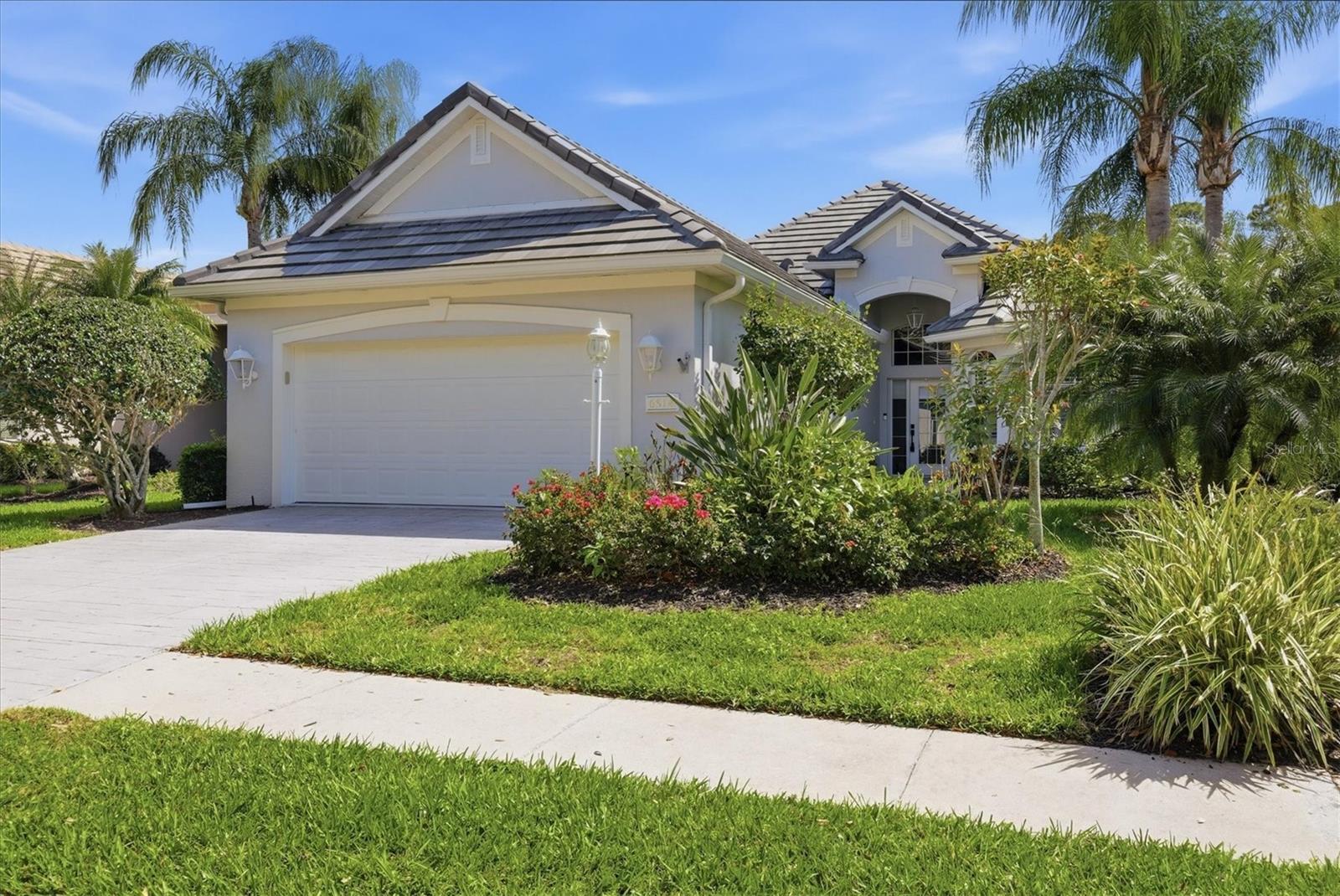6514 Oakland Hills Drive, FL