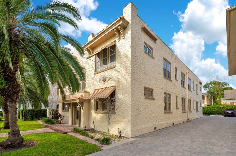 613 Ridgewood Street, FL