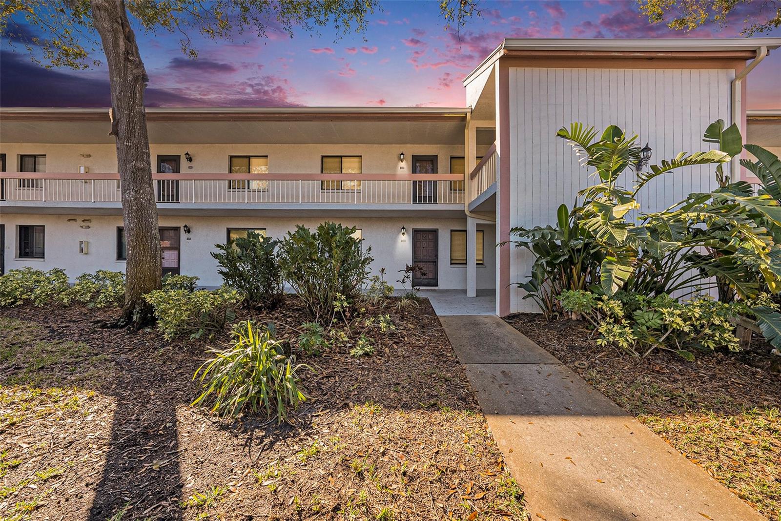 141 Lakeview Way #141, FL