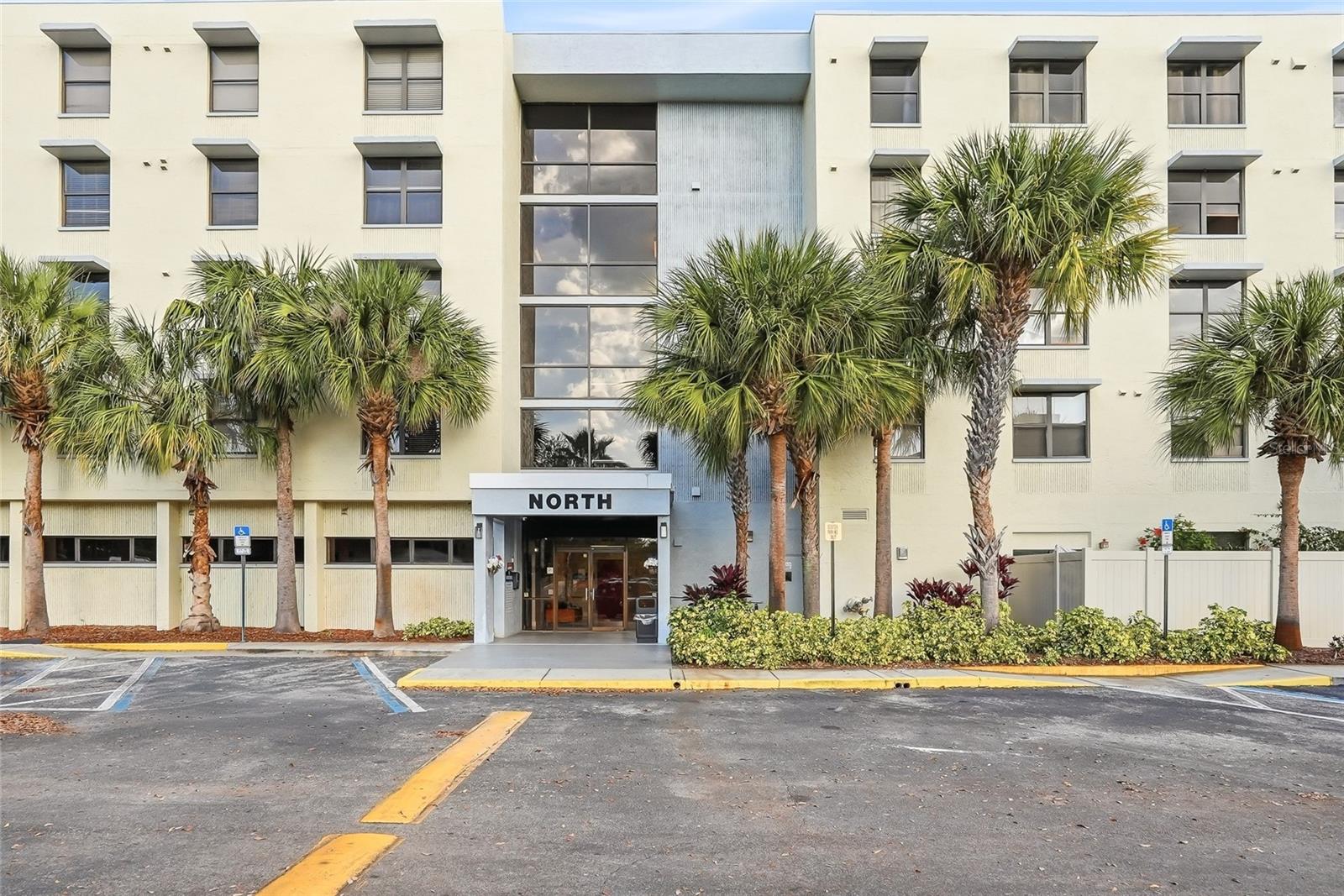 701 Madison Avenue, FL