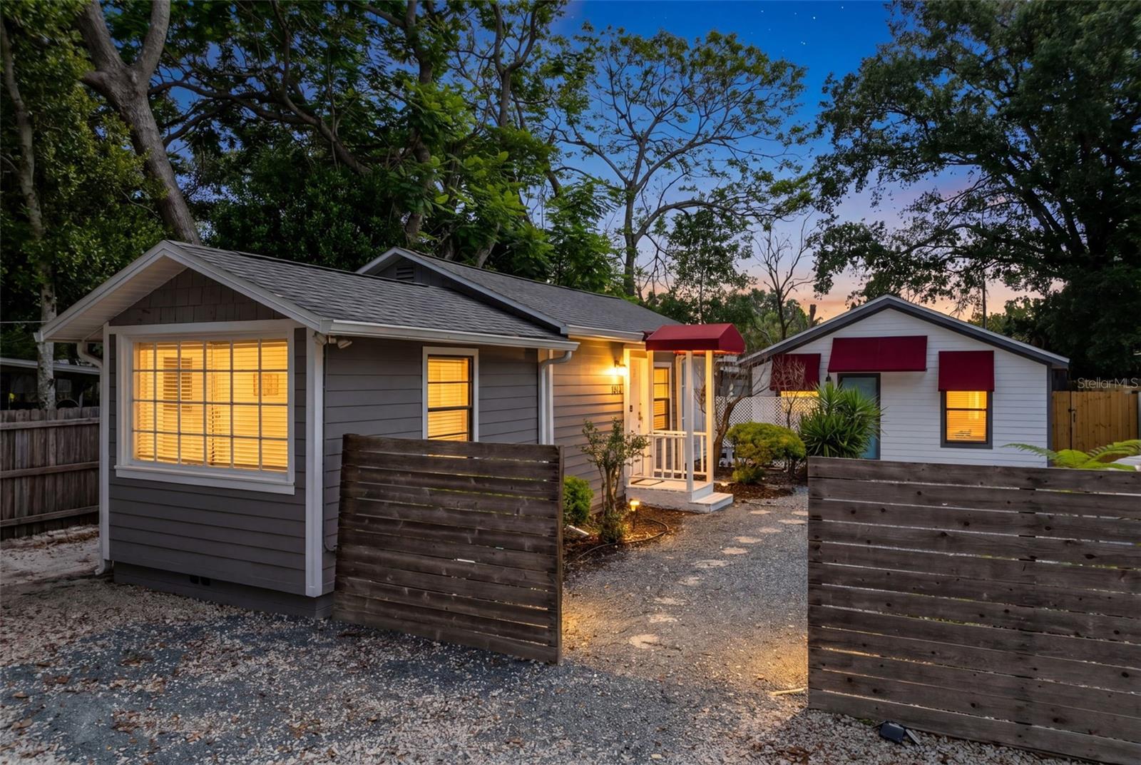 921 Pine Grove Avenue, FL