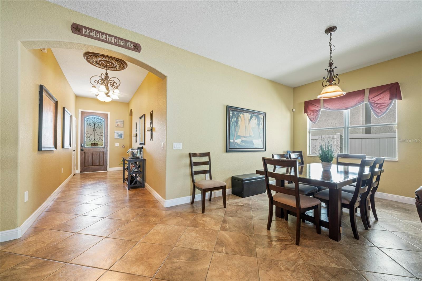 204 Bengal Circle, FL