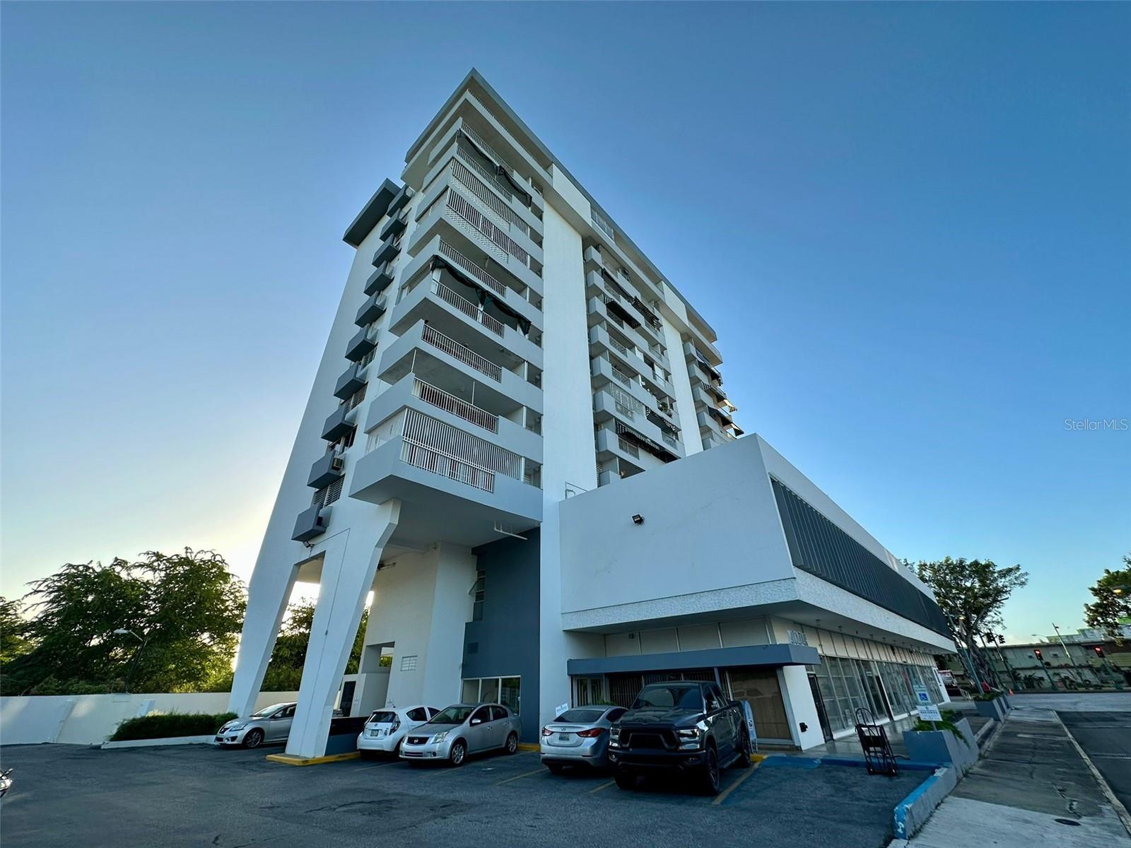 1802 Alcazar, PR