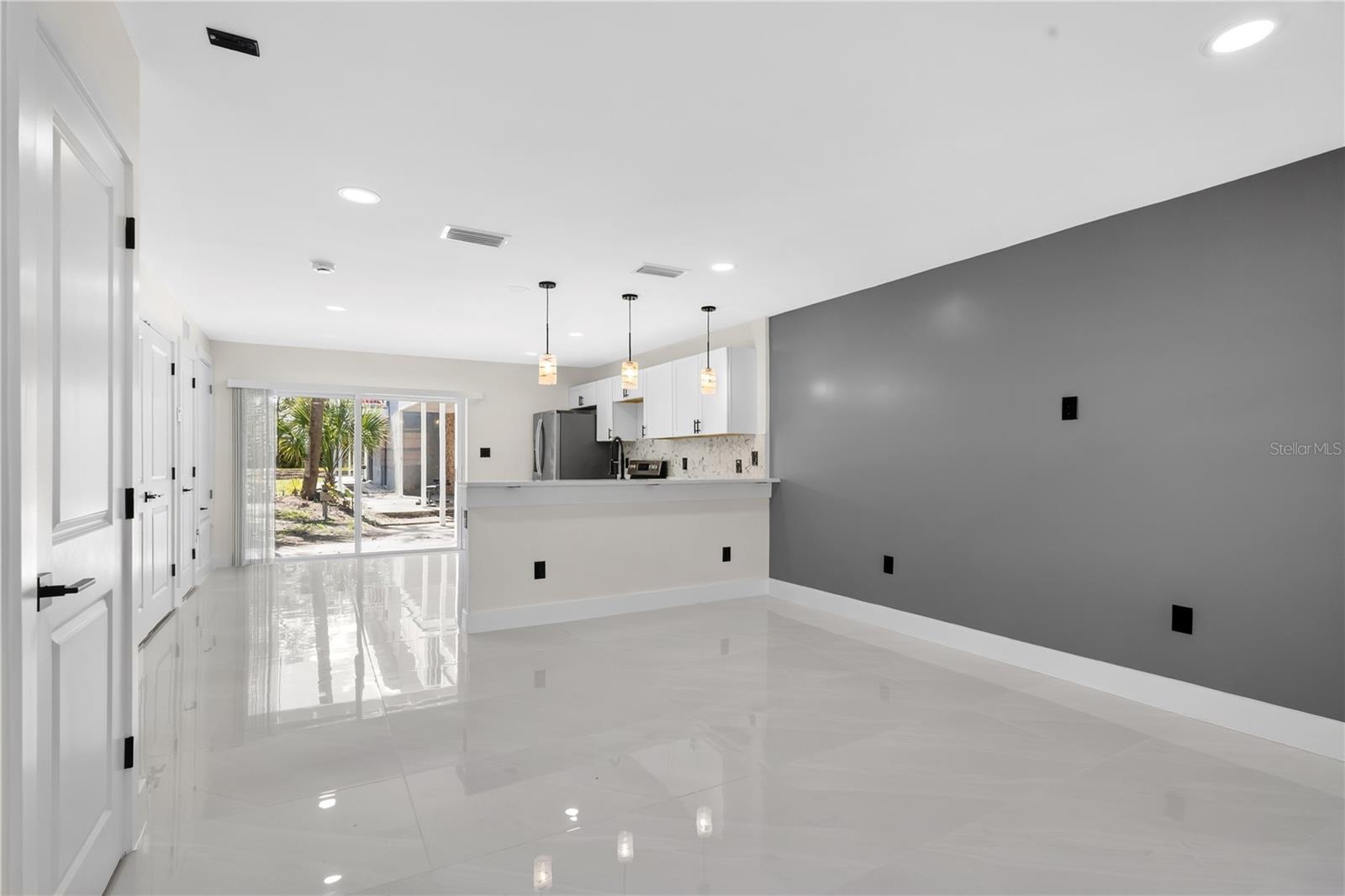 7300 Daniel Webster Drive, FL