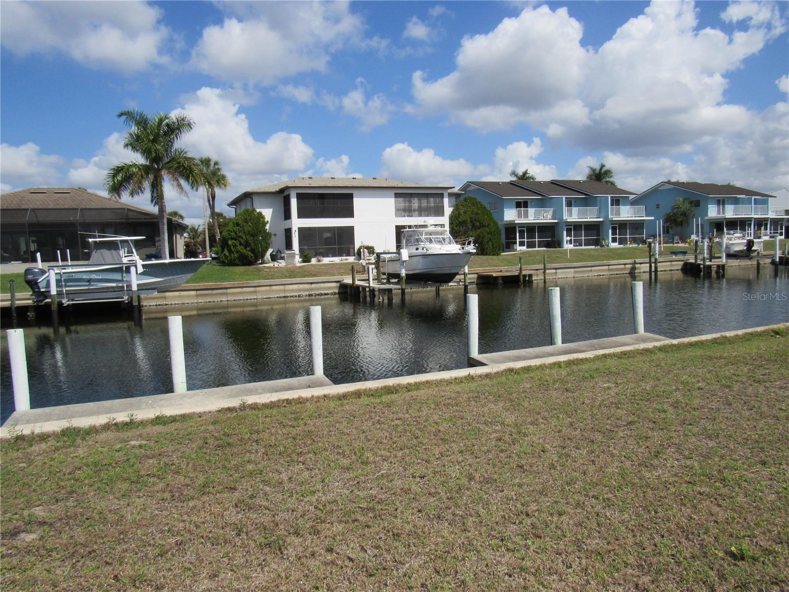 2818 & 2824 Magdalina Drive, FL