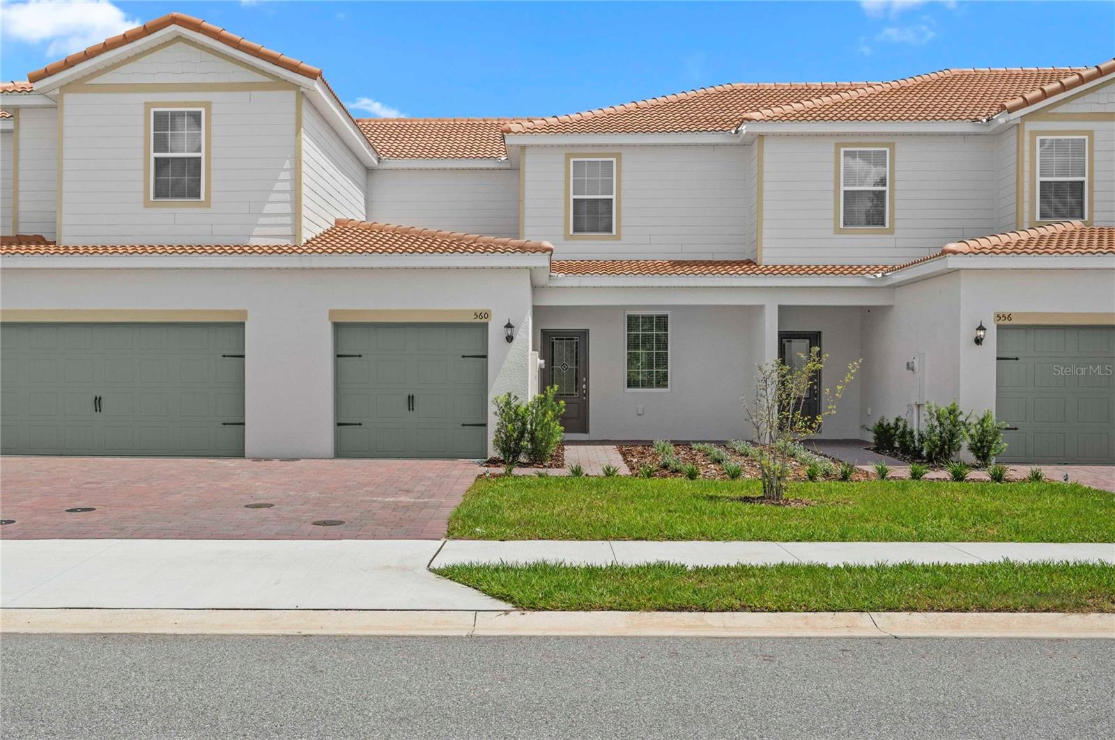 576 Bay Leaf Dr, FL