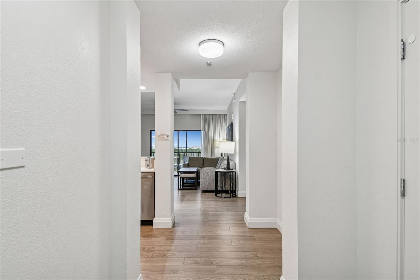 14501 Grove Resort Ave, FL