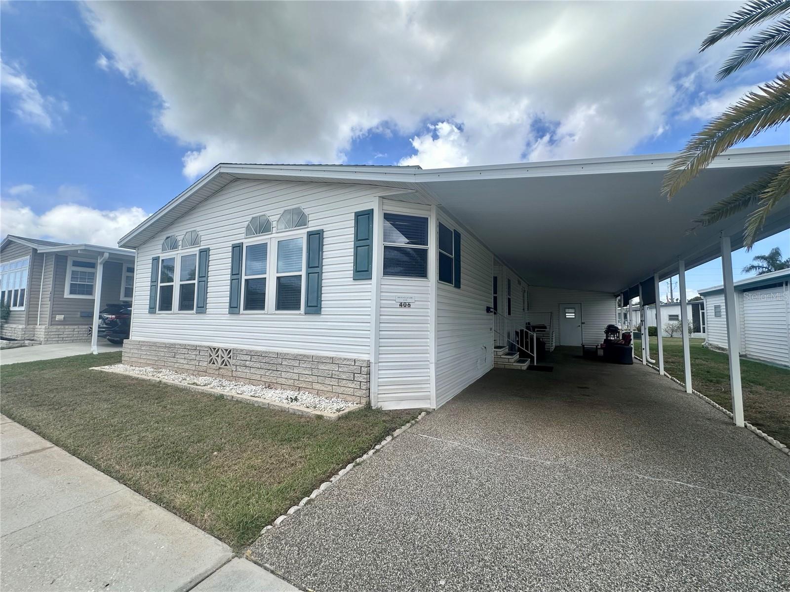 1100 Belcher Rd S #406, FL