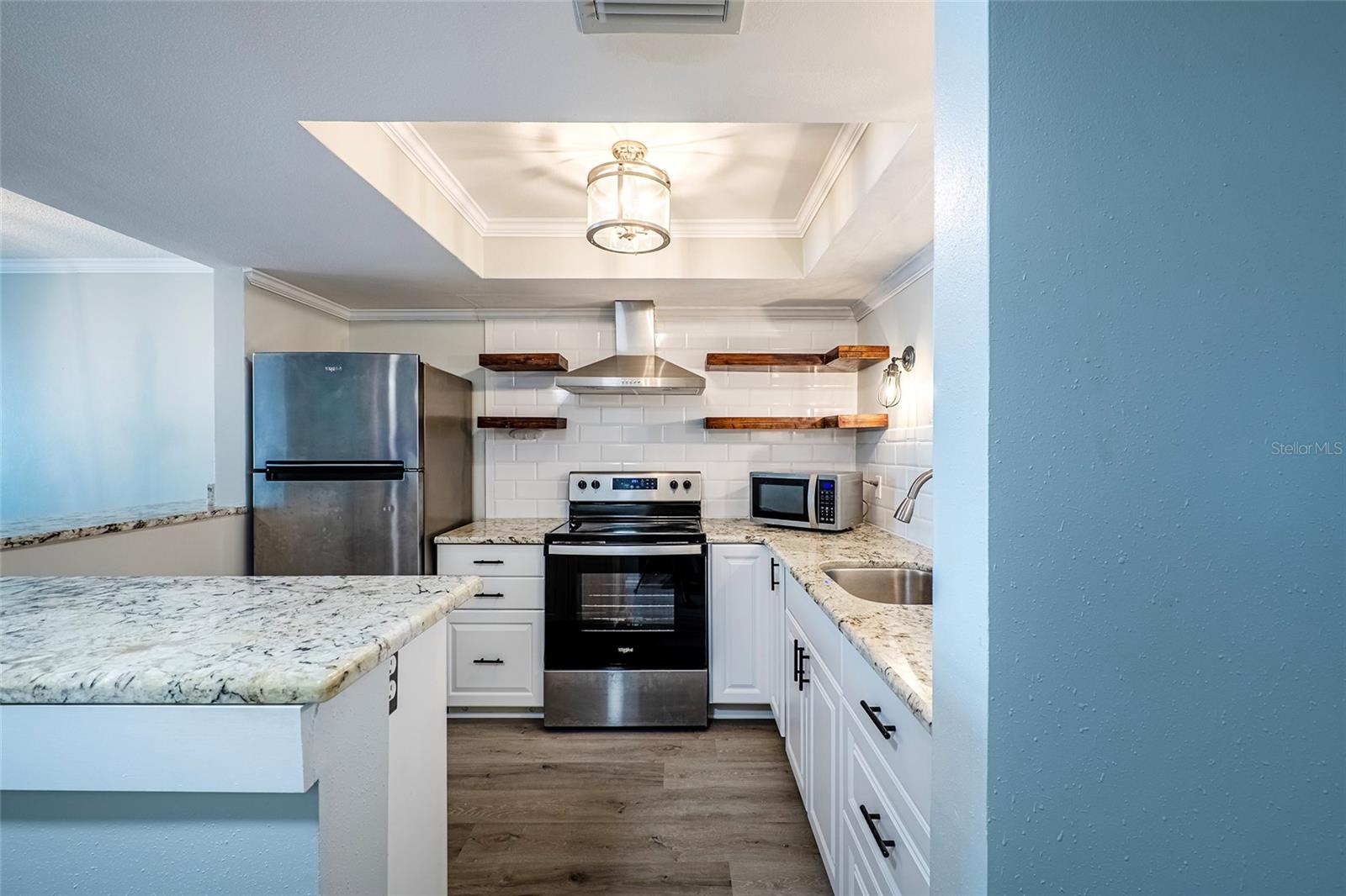 620 Edgewater Drives, FL