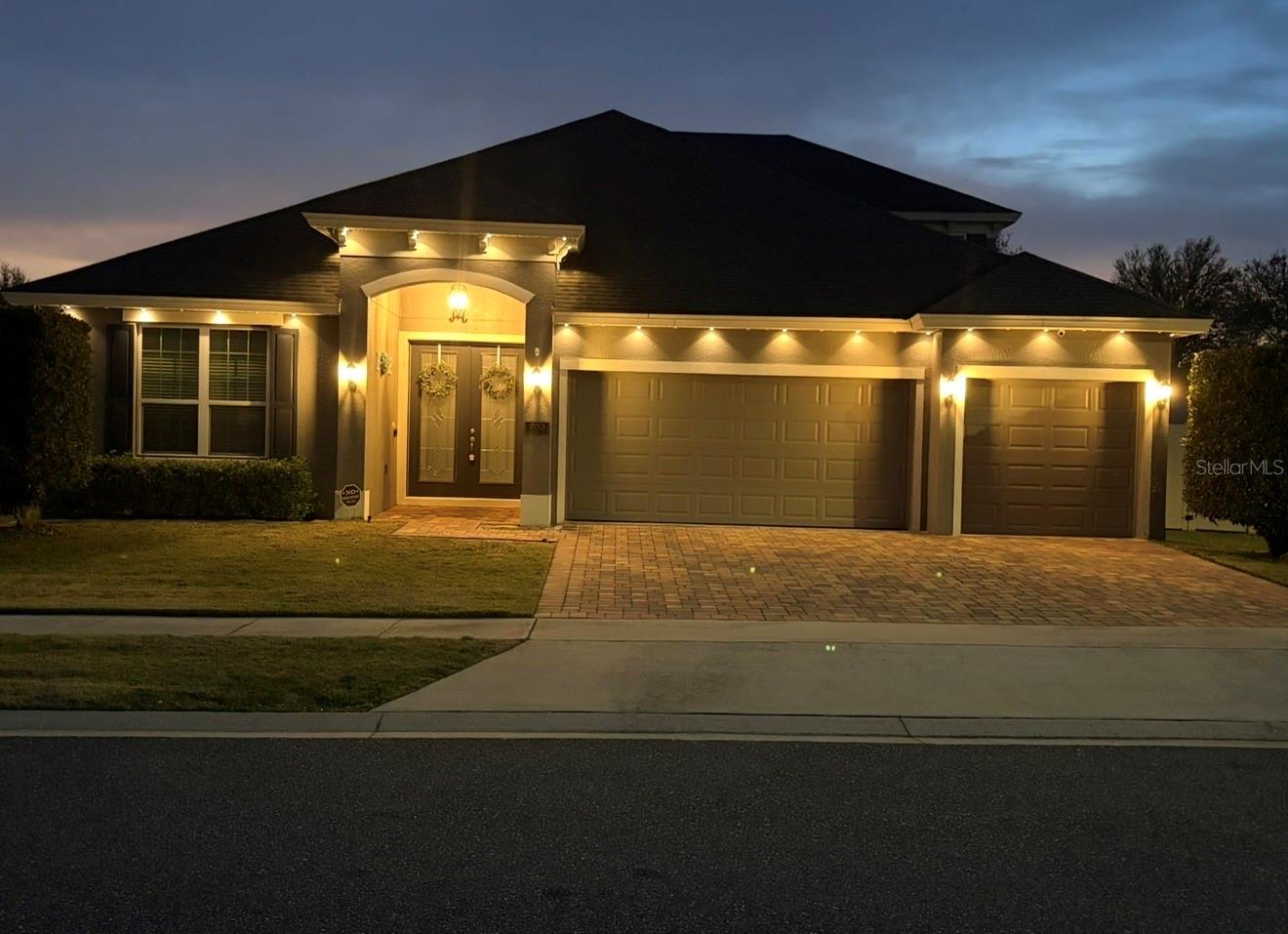 703 Calabria Way, FL