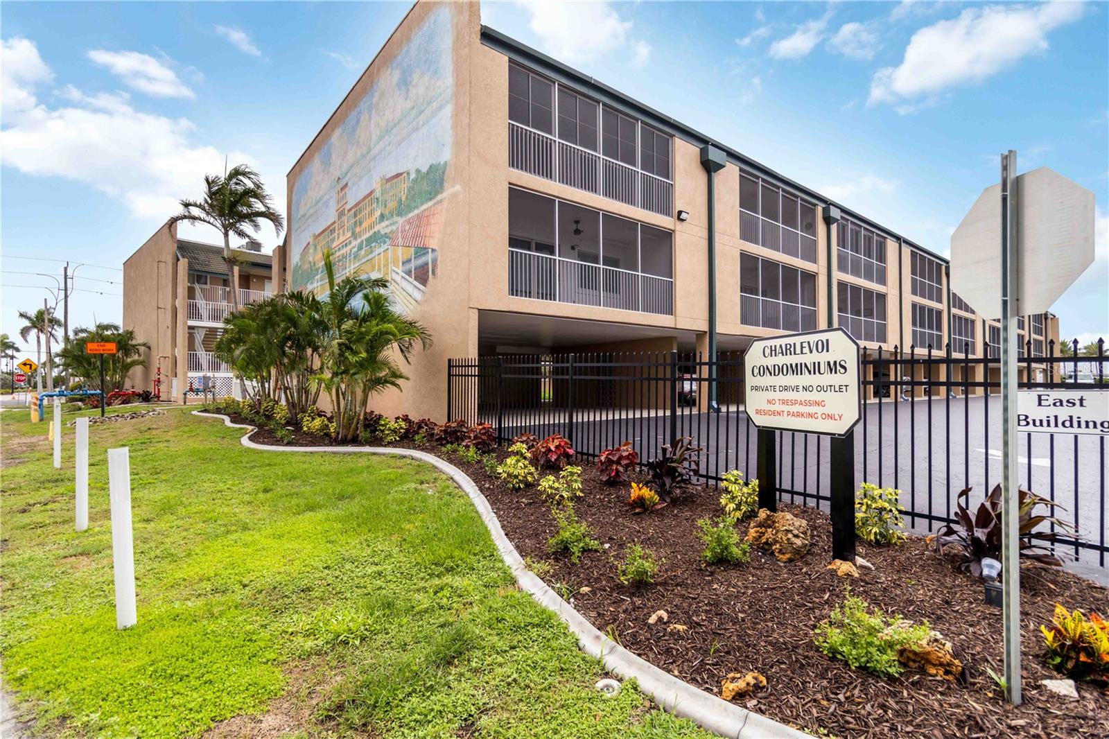 150 Harborside Avenue, FL