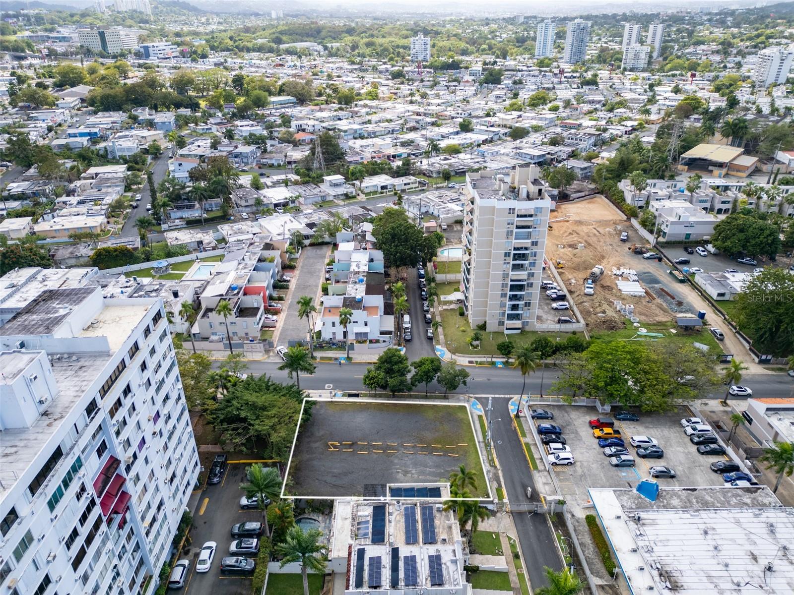 J-13 San Patricio Avenue, PR