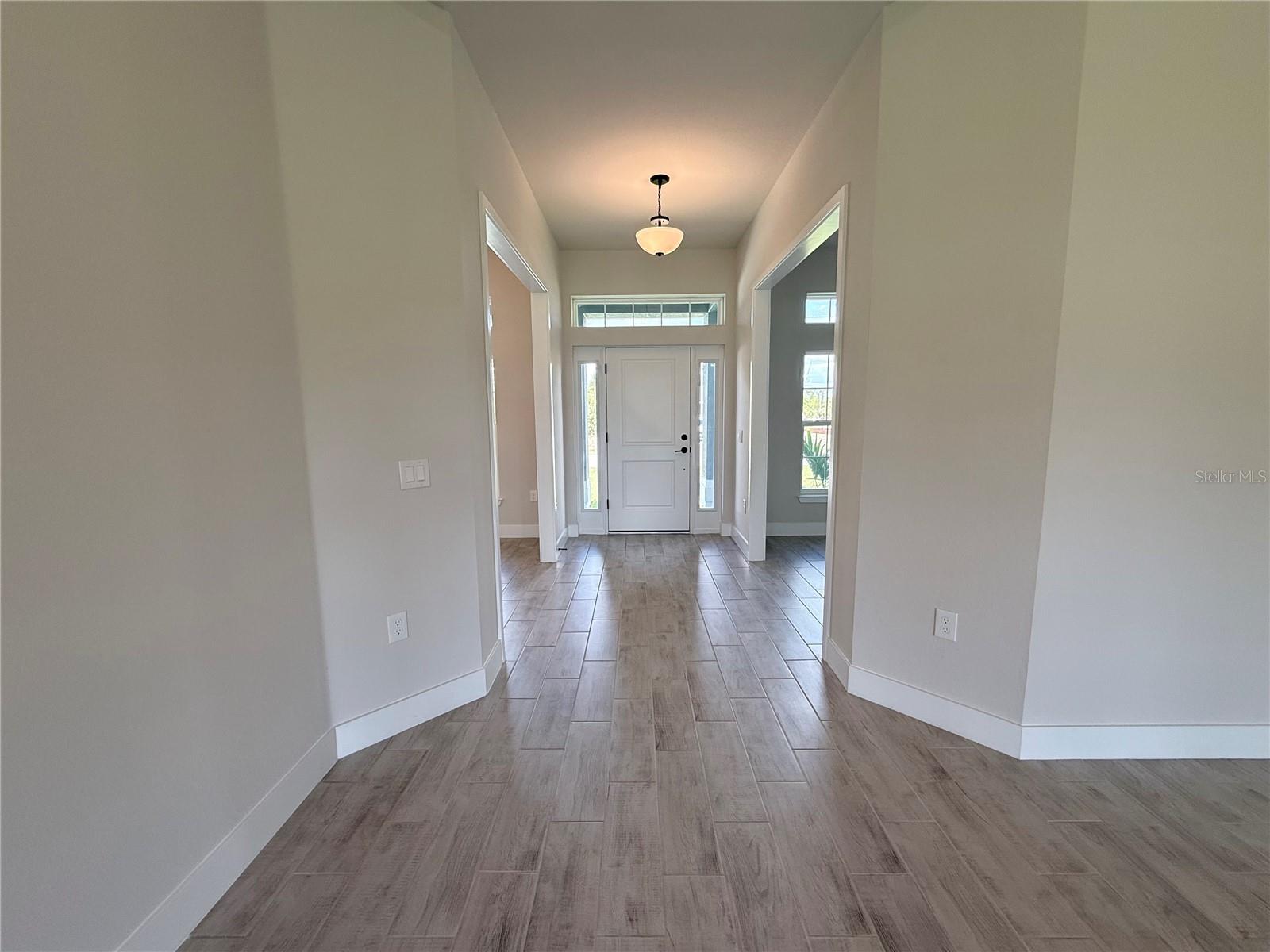 10443 Sunbury Drive, FL
