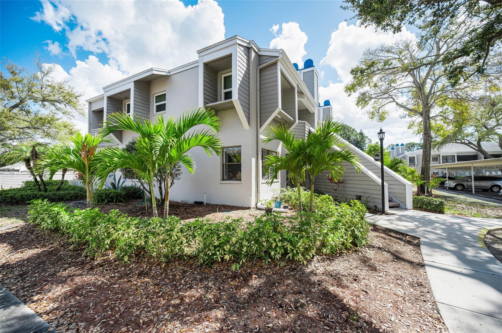 10626 Longwood Drive, FL