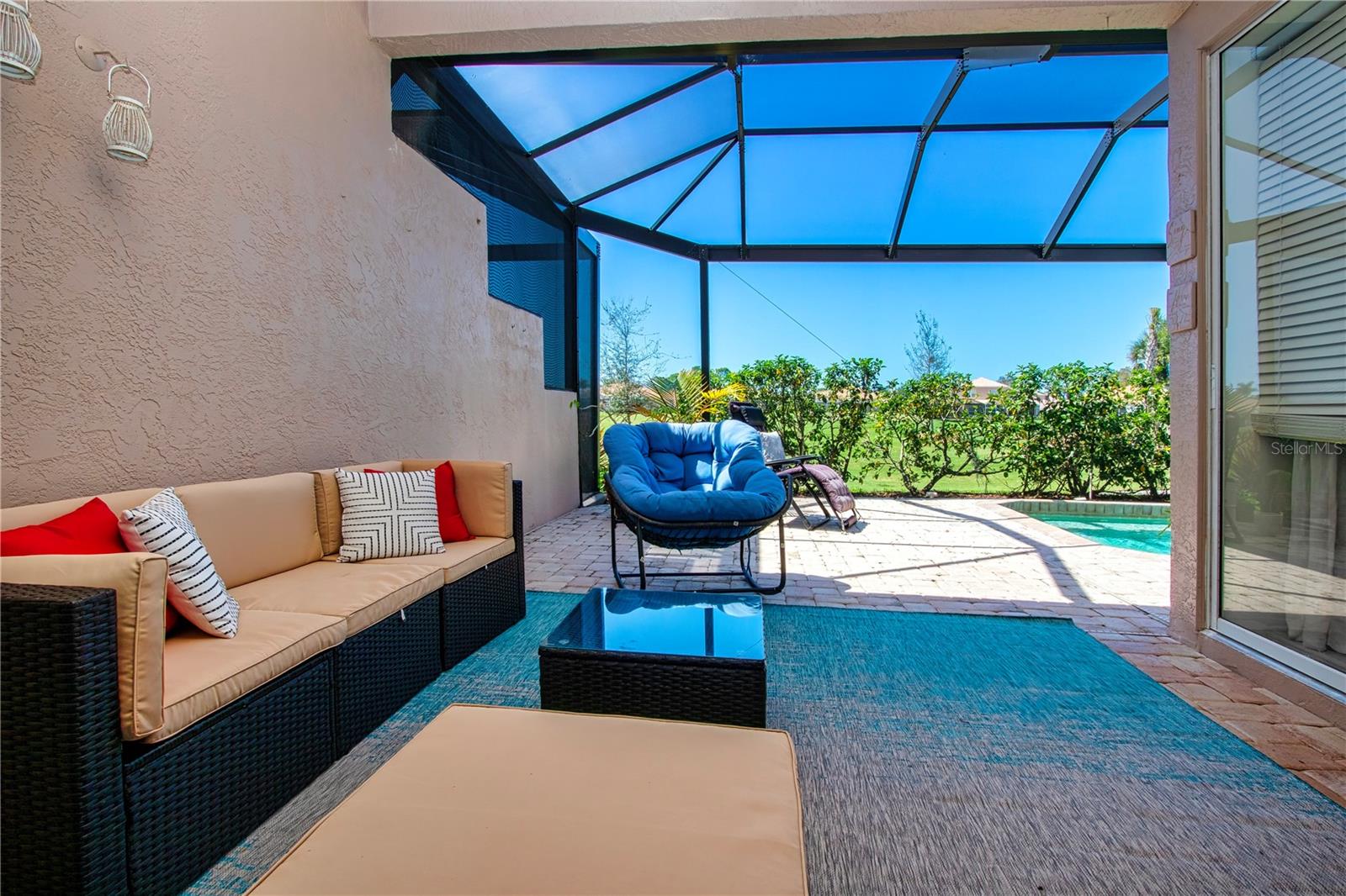 9448 Forest Hills Circle, FL