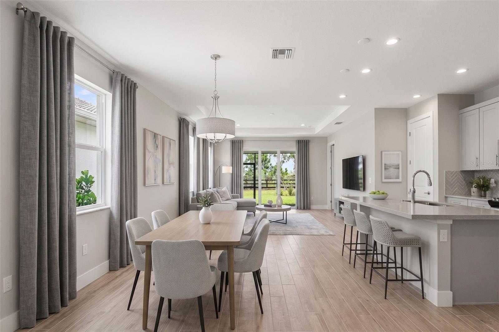 44283 Panther Drive, FL