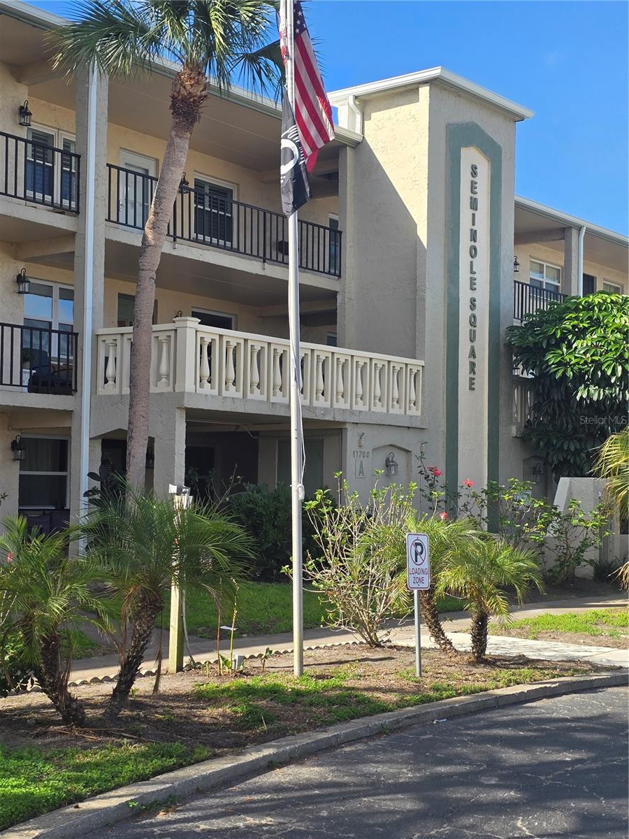 11700 Park Boulevard, FL